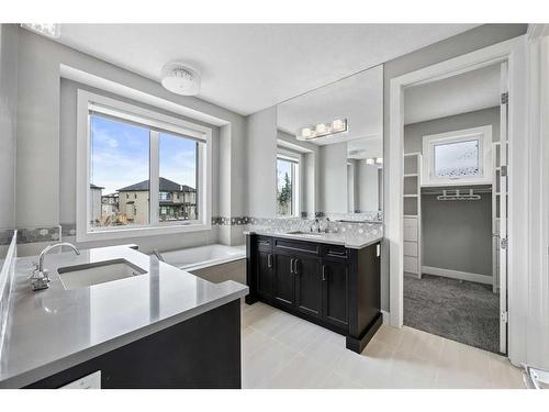 75 Aspen Summit Court Sw, Calgary, AB - Indoor Photo Showing Bathroom