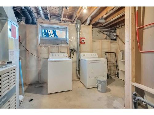 2339 Vista Crescent Ne, Calgary, AB - Indoor Photo Showing Laundry Room