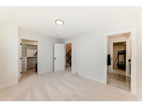 2116 Victoria Crescent Nw, Calgary, AB - Indoor