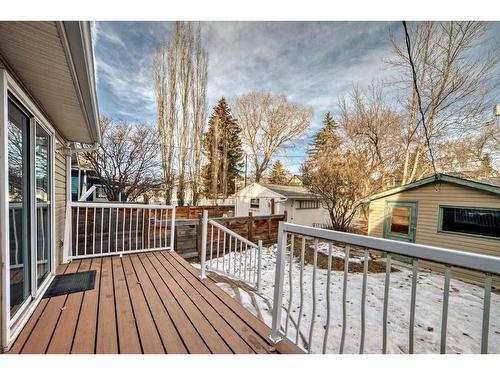 530 9 Avenue Ne, Calgary, AB - Outdoor With Deck Patio Veranda With Exterior