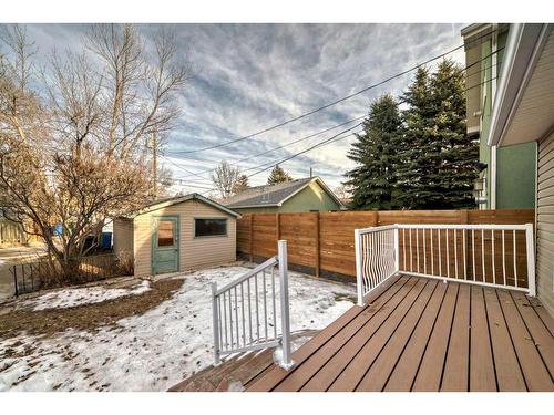 530 9 Avenue Ne, Calgary, AB - Outdoor With Deck Patio Veranda With Exterior