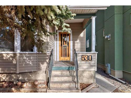 530 9 Avenue Ne, Calgary, AB - Outdoor