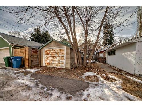 530 9 Avenue Ne, Calgary, AB - Outdoor