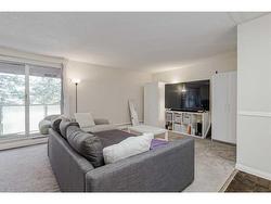 433-1305 Glenmore Trail SW Calgary, AB T2V 4Y8