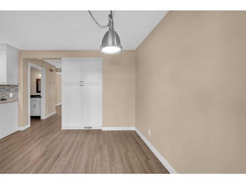 64 Hidden Way Nw, Calgary, AB - Indoor Photo Showing Other Room