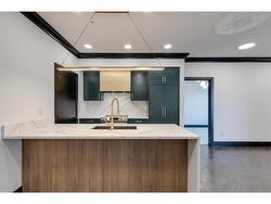 404-370 Dieppe Drive SW Calgary, AB T3E 2L4