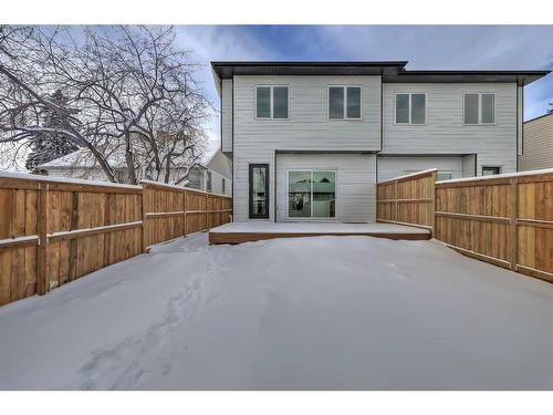 215 25 Avenue Nw, Calgary, AB - Outdoor With Exterior