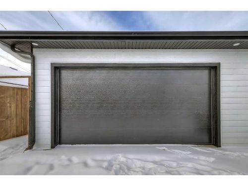 215 25 Avenue Nw, Calgary, AB - Outdoor With Exterior