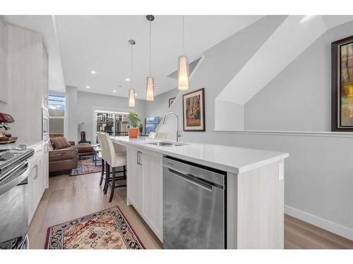 615 Sage Hill Grove Nw, Calgary, AB - Indoor Photo Showing Kitchen With Upgraded Kitchen