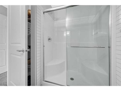 615 Sage Hill Grove Nw, Calgary, AB - Indoor Photo Showing Bathroom