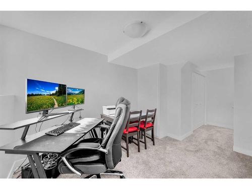 615 Sage Hill Grove Nw, Calgary, AB - Indoor Photo Showing Other Room