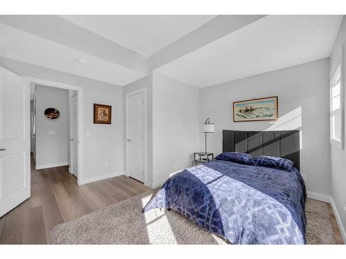 615 Sage Hill Grove Nw, Calgary, AB - Indoor Photo Showing Bedroom