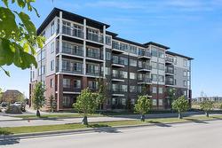 1402-395 Skyview Parkway NE Calgary, AB T3N 2K1