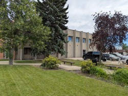 5025 50 Street  Olds, AB T4H 1R9