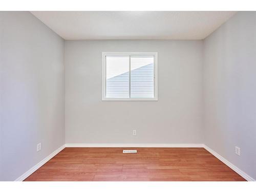 770 Ranchview Circle Nw, Calgary, AB - Indoor Photo Showing Other Room