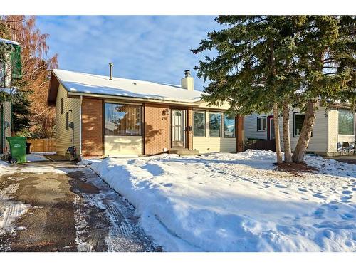 770 Ranchview Cir Nw, Calgary, AB - Outdoor