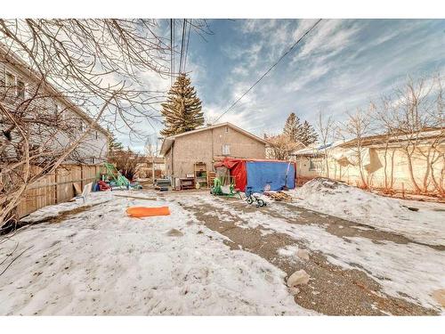 4324 73 Street Nw, Calgary, AB - Outdoor