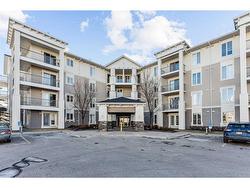 2217-333 Taravista Drive NE Calgary, AB T3J 0H4