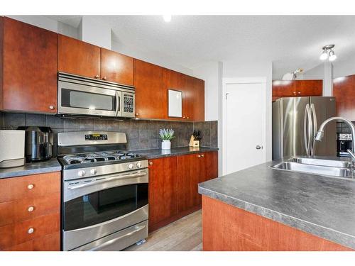 149 New Brighton Green Se, Calgary, AB - Indoor Photo Showing Kitchen