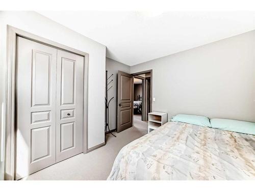 971 Auburn Bay Boulevard Se, Calgary, AB - Indoor Photo Showing Bedroom