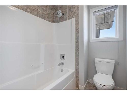 338 Shawnee Boulevard Sw, Calgary, AB - Indoor Photo Showing Bathroom