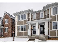 131 Yorkville Manor SW Calgary, AB T2X 4J6