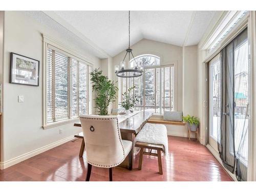 263 Discovery Ridge Boulevard Sw, Calgary, AB - Indoor Photo Showing Dining Room