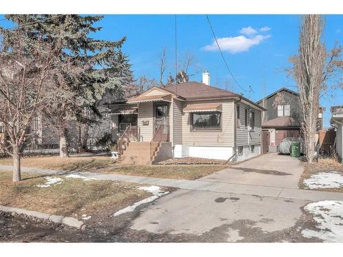 54 St Monica Avenue Se, Calgary, AB - Outdoor