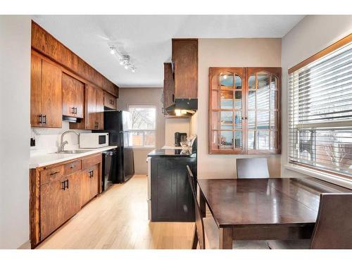 54 St Monica Avenue Se, Calgary, AB - Indoor Photo Showing Kitchen