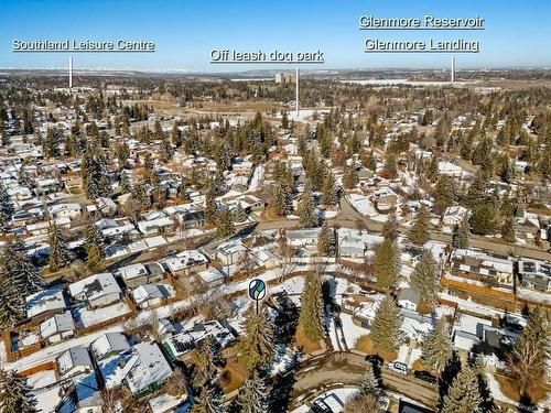 160 Sackville Drive Sw, Calgary, AB - Outdoor With View