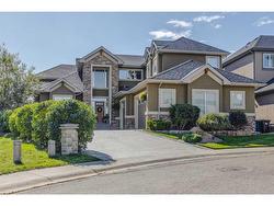 102 Cranridge Heights SE Calgary, AB T3M 0C1