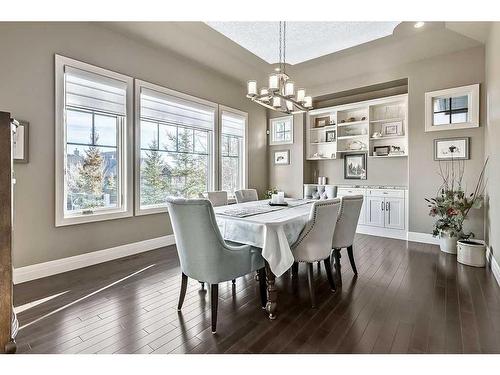 29 Elveden Point Sw, Calgary, AB - Indoor Photo Showing Dining Room