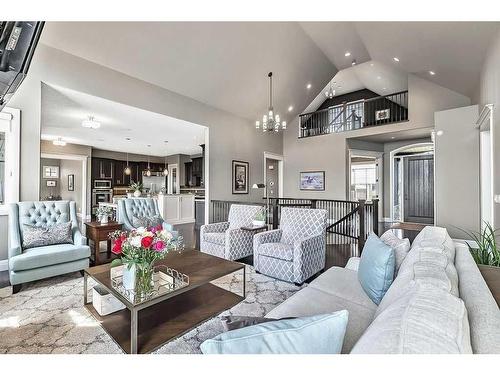 29 Elveden Point Sw, Calgary, AB - Indoor Photo Showing Living Room