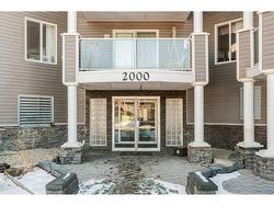 2201-2201 Tuscarora Manor NW Calgary, AB T3L 2J9