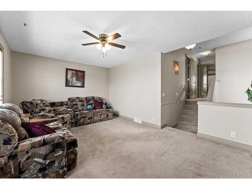 233 Bridlemeadows Common Sw, Calgary, AB - Indoor