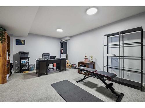 35 Masters Manor Se, Calgary, AB - Indoor