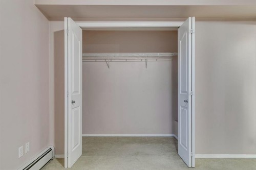 1202-16969 24 Street Sw, Calgary, AB - Indoor