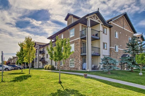 1202-16969 24 Street Sw, Calgary, AB - Outdoor