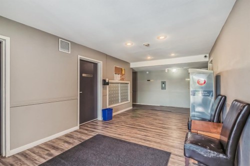 1202-16969 24 Street Sw, Calgary, AB - Indoor Photo Showing Other Room