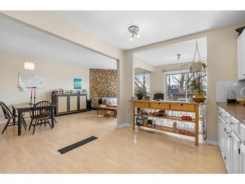 2606 Dover Ridge Drive Se, Calgary, AB - Indoor