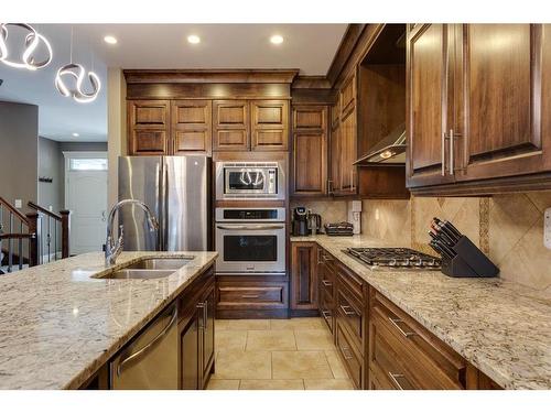 1822 Kensington Road Nw, Calgary, AB - Indoor Photo Showing Kitchen With Double Sink With Upgraded Kitchen