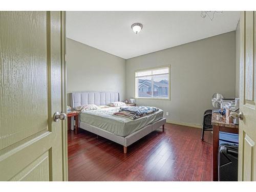 143 Taravista Drive Ne, Calgary, AB - Indoor Photo Showing Bedroom