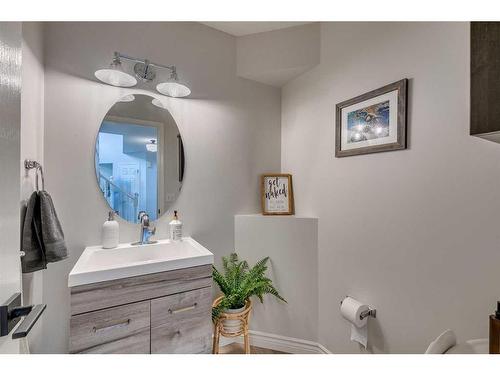 39 Chapalina Way Se, Calgary, AB - Indoor Photo Showing Bathroom