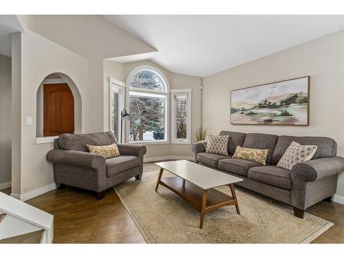 226 Sun Canyon Crescent Se, Calgary, AB - Indoor Photo Showing Living Room