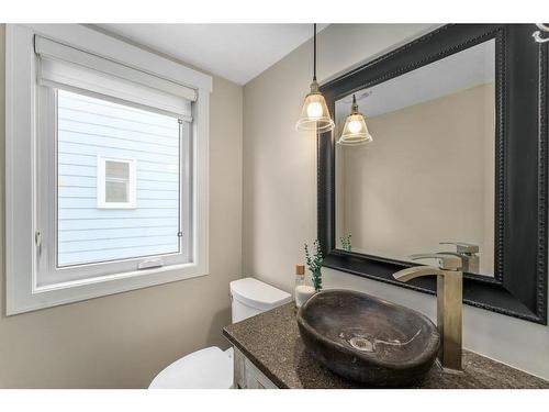 226 Sun Canyon Crescent Se, Calgary, AB - Indoor Photo Showing Bathroom