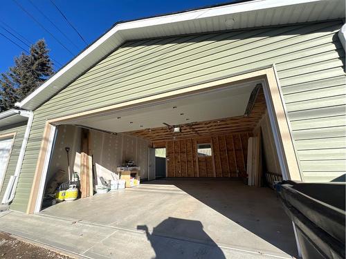 11017 5 Street Sw, Calgary, AB - Outdoor With Exterior