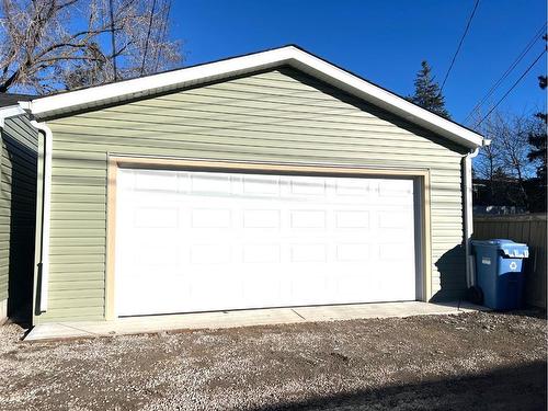 11017 5 Street Sw, Calgary, AB - Outdoor With Exterior