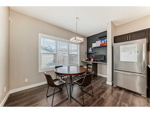 34 Legacy Common Se, Calgary, AB - Indoor Photo Showing Dining Room