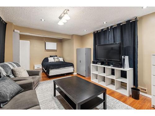 266 Cranwell Bay Se, Calgary, AB - Indoor