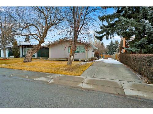 6512 34 Street Sw, Calgary, AB - Outdoor With Exterior